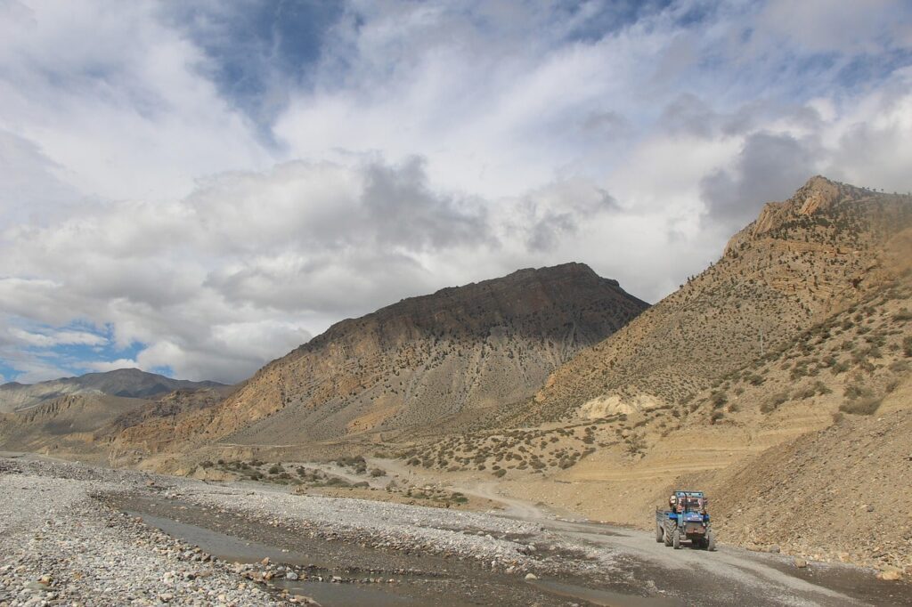 jomsom-2524873_1280-min Passing through the windswept town of Jomsom on the way to Muktinath Temple—where rugged landscapes meet the spiritual heart of the Himalayas.