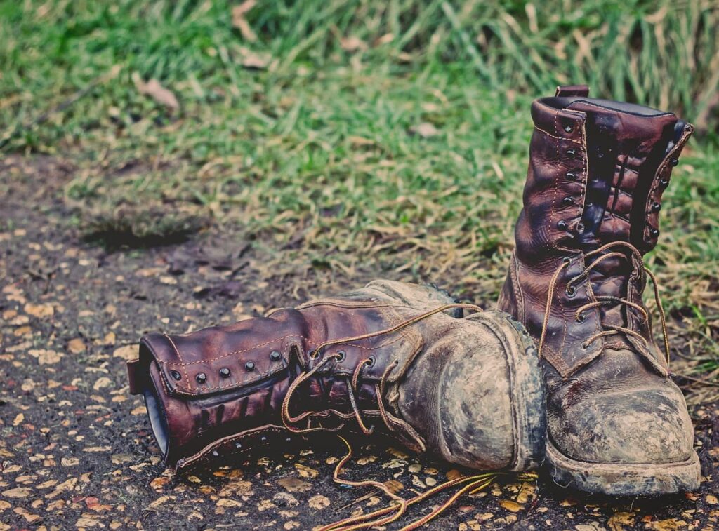 Step Up Your Travel Game – Discover the must-have boot accessories for 2025!