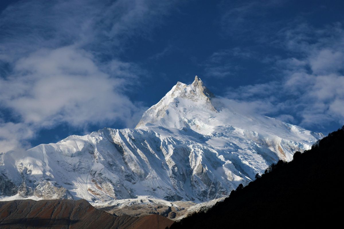 What Is a Luxury Manaslu Circuit Trek?